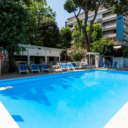 Carillon 3* Bellaria-Igea Marina