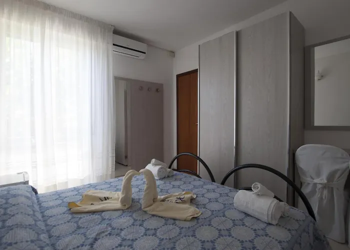 Hotel Carillon 3*