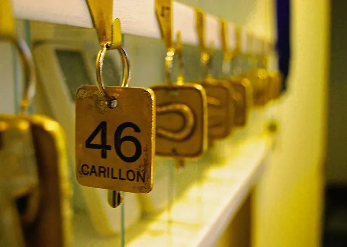Carillon Hotel 3*